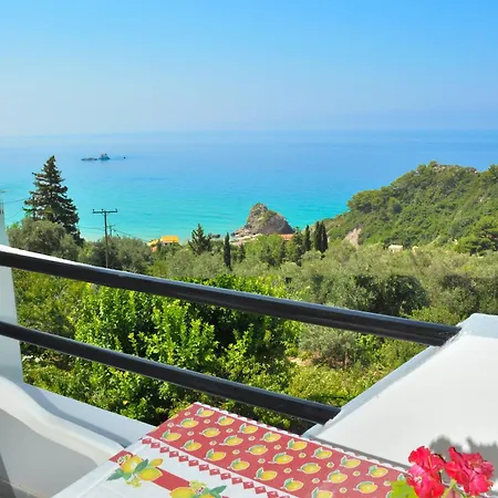 Daire Apartments, Adult And Childrens Pool, Sea View - Beach, Corfu *