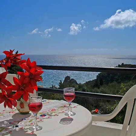 Apartments, Adult And Childrens Pool, Sea View - Beach, Corfu Daire
